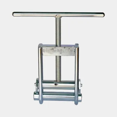 Squeeze Clamps Manual 20-63 & 63-125 MM